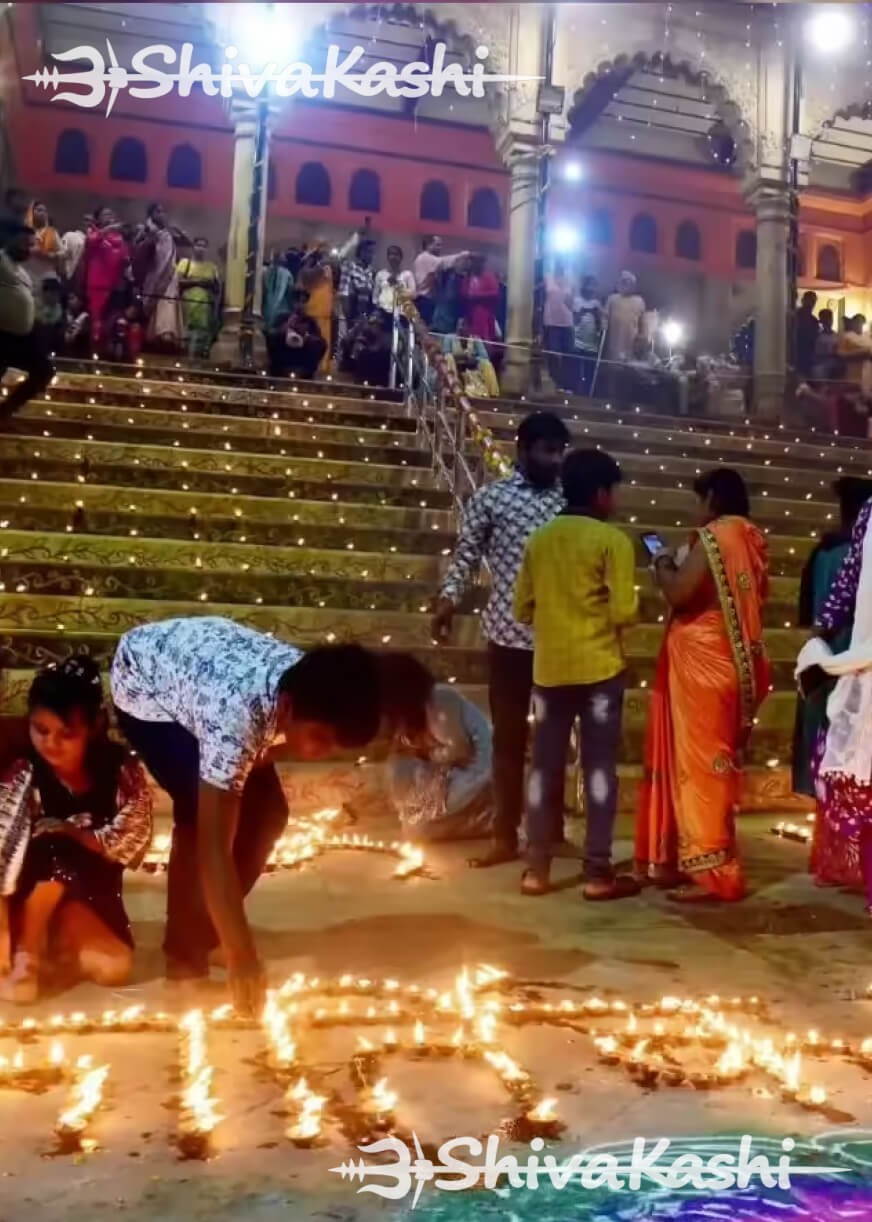 Dev Diwali Premium Light Motor Boat — Varanasi Varanasi Ganga