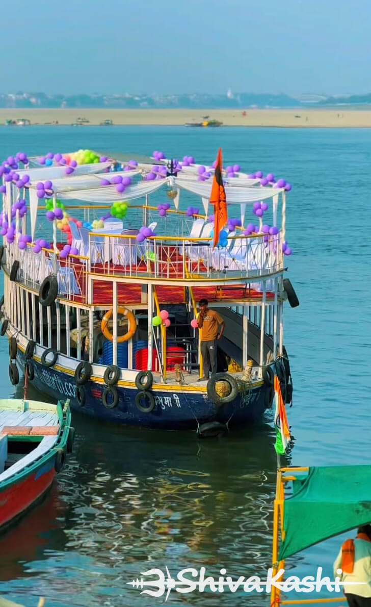 Private rowing boat booking Varanasi traditional hand rowed boat Private rowing boat booking Varanasi traditional hand rowed boat